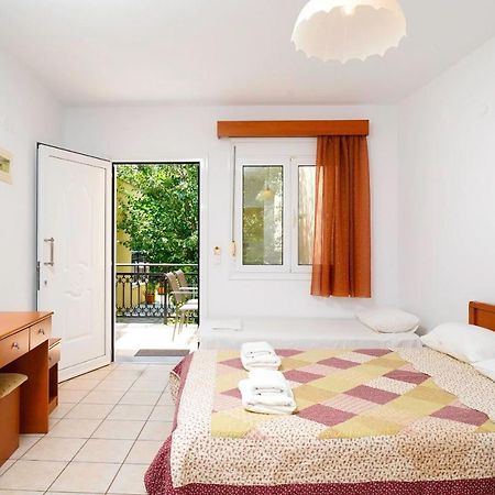 Green Apartments Скала Потамияс Екстериор снимка