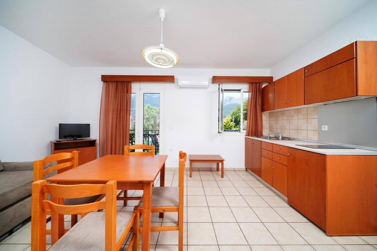 Green Apartments Скала Потамияс Екстериор снимка