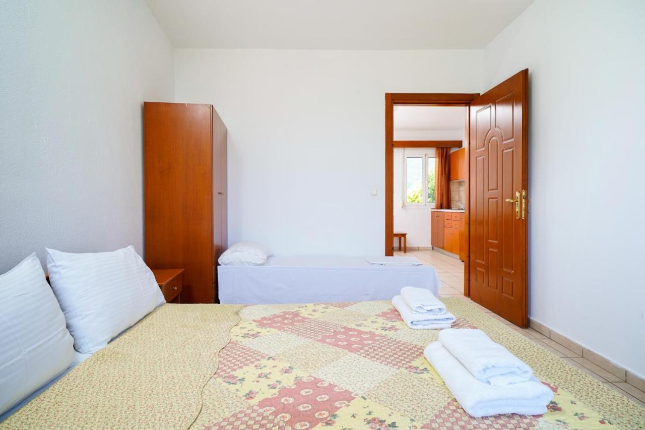 Green Apartments Скала Потамияс Екстериор снимка