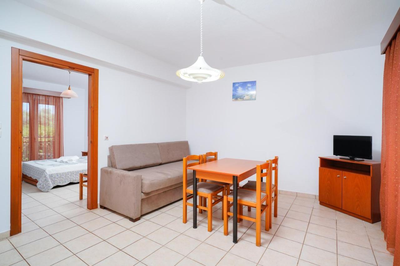 Green Apartments Скала Потамияс Екстериор снимка